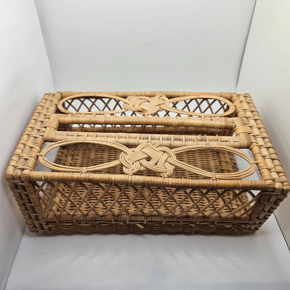 Vintage Wicker Rattan Tissue Box Cover Cottagecore Grannycore Boho Bathroom